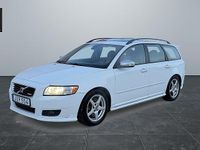 Begagnad Volvo V50 R-Design Momentum 136 HK (100 kW) 2008 Vit Kombi