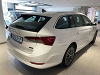 begagnad Skoda Octavia VIA COMBI 2024 AMBITION 1,0 TSI M-HE