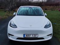 Begagnad Tesla Model Y Long Range RWD 250 kW (340 HK) 2024 Vit SUV
