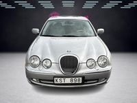 Begagnad Jaguar S-Type S 238 HK (175 kW) 2000 Ljusgrå Sedan