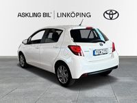 begagnad Toyota Yaris 1,5 HYBRID 5-D STYLE COMFORT PACK NAVI e-CVT