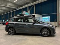 Begagnad BMW 225 Active Tourer Sport Line 220 HK (161 kW) 2021 Grå Minibuss