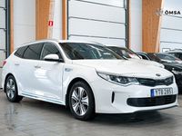 begagnad Kia Optima Hybrid Sport Wagon Plug-in H&K Kamera Drag 205hk