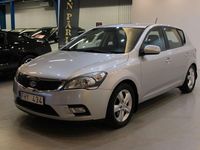 Begagnad Kia Ceed 116 HK (85 kW) 2010 Silver Halvkombi