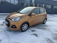 Begagnad Hyundai i10 67 HK (49 kW) 2016 Orange Halvkombi