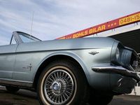 Begagnad Ford V8 203 HK (149 kW) 1966 Blå Cab