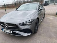 Begagnad Mercedes CLA250 Shooting Brake AMG 163 HK (119 kW) 2024 Selenitgrå metallic Kombi
