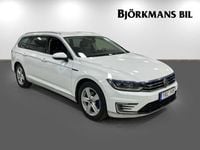 Begagnad VW Passat GTE 156 HK (114 kW) 2018 Vit Kombi