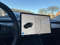 begagnad Tesla Model 3 Performance