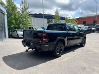 begagnad Dodge Ram Crew Cab Limited Night HEMI 4WD 2023