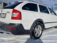 begagnad Skoda Octavia Scout 2.0 TDI 4x4 Euro 5