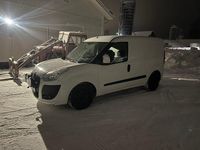 Begagnad Fiat Doblò 90 HK (66 kW) 2013 Minibuss