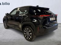 Begagnad Toyota Yaris Hybrid Active 117 HK (86 kW) 2022 Svart