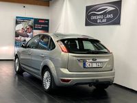 begagnad Ford Focus 5-dörrars 1.8 Flexifuel 125hk,Drag,Kedja