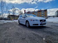 begagnad Volvo V70 Bra och rymlig familjebil med AWD.