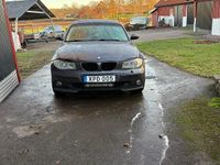 Begagnad BMW 120 150 HK (110 kW) 2006 Halvkombi