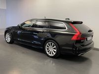 begagnad Volvo V90 Recharge T8 AWD T8 TE Momentum Advanced Edition 2020 Svart