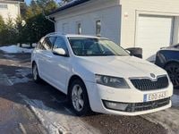 Begagnad Skoda Octavia 150 HK (110 kW) 2014 Halvkombi