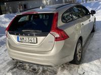 begagnad Volvo V60 D2 Kinetic Euro 6