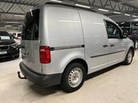 Begagnad VW Caddy 102 HK (75 kW) 2016 Silver Minibuss