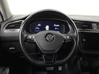 Begagnad VW Tiguan Allspace R-line 200 HK (147 kW) 2019 Vit SUV
