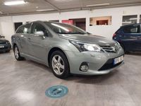 begagnad Toyota Avensis Kombi 2.0 Backkamera 152hk