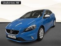 Begagnad Volvo V40 R-Design 190 HK (139 kW) 2015 Blå Halvkombi