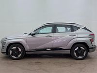 Begagnad Hyundai Kona Essential 160 kW (218 HK) 2024 Grå SUV