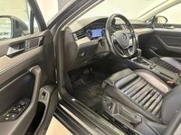 begagnad VW Passat Sportscombi 2.0 TDI BM Executive GT/PANO/C