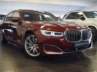 Begagnad BMW 745e Comfort Edition 394 HK (289 kW) 2021 Mörkröd Sedan