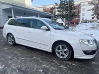 Begagnad VW Passat R-line 150 HK (110 kW) 2011