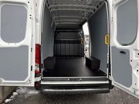 begagnad Iveco Daily 35S14A8 12m3 2.3 JTD Hi-Matic8 Euro 6 136hk