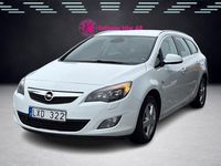 Begagnad Opel Astra Enjoy 140 HK (102 kW) 2011 Vit Kombi