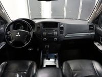 Begagnad Mitsubishi Pajero 170 HK (125 kW) 2008 Grå SUV