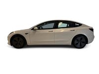 Begagnad Tesla Model 3 Long Range AWD 366 kW (498 HK) 2021 Vit Sedan