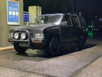 Begagnad Nissan Terrano 150 HK (110 kW) 1992 SUV