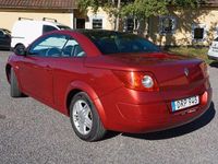Begagnad Renault Mégane Cabriolet 135 HK (99 kW) 2004 Mörkröd Cab