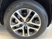 Begagnad Land Rover Defender SE Dynamic 301 HK (221 kW) 2024 Svart SUV