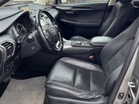 begagnad Lexus NX300h AWD 2.5 AWD E-CVT Luxury Euro 6