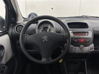 begagnad Peugeot 107 5-dörrar 1.0 2-Tronic Euro 5