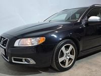 Begagnad Volvo V70 R-Design 136 HK (100 kW) 2013 Svart Kombi