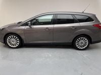 Begagnad Ford Focus Titanium 125 HK (91 kW) 2013 Brun Kombi