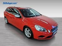 Begagnad Volvo V60 R-Design 207 HK (152 kW) 2011 Röd Kombi