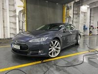 Begagnad Tesla Model S 311 kW (423 HK) 2015 Halvkombi