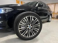 Begagnad BMW 520 190 HK (139 kW) 2017 Svart Kombi