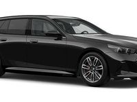 Ny BMW 530e Comfort Edition 190 HK (139 kW) 2026 Röd Kombi