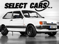 Begagnad Ford Fiesta 73 HK (53 kW) 1988 Vit Halvkombi