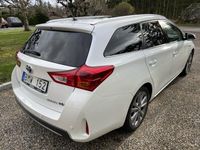 begagnad Toyota Auris Touring Sports Hybrid