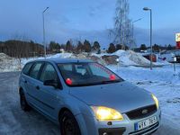 Begagnad Ford Focus 115 HK (84 kW) 2005 Kombi