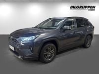 Begagnad Toyota RAV4 Hybrid Active 222 HK (163 kW) 2022 Grå SUV